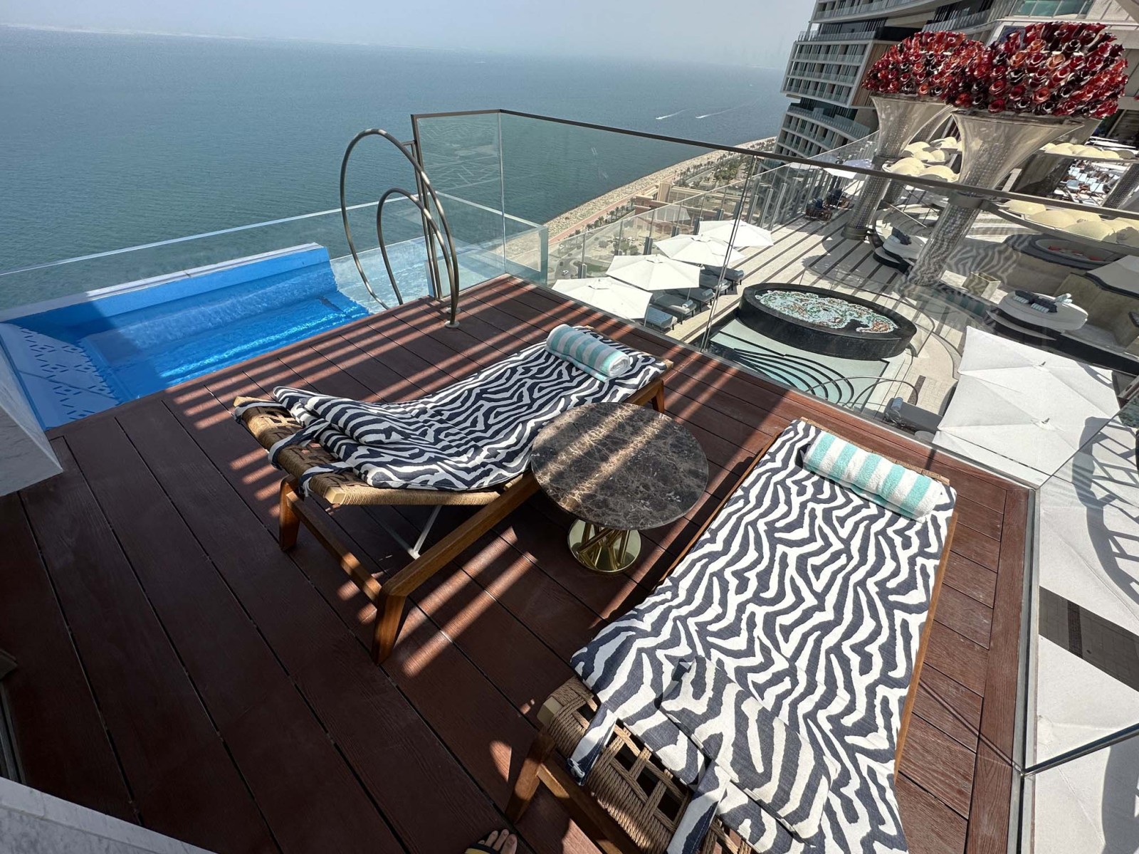 Look-and-Luxury-Travel-Magazine-Atlantis-The-Royal-Dubai-Slideshow-070