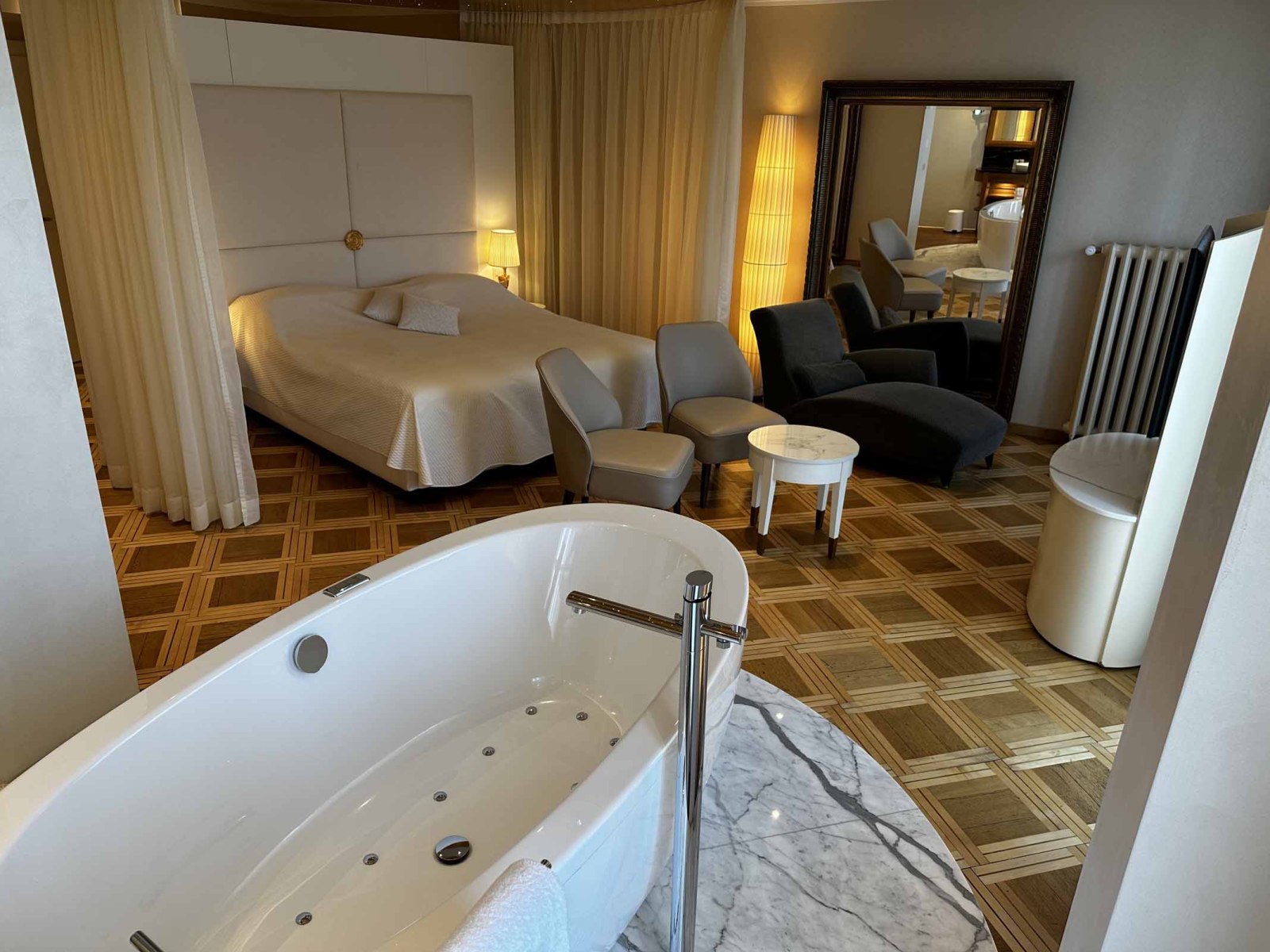 Look-and-Luxury-Travelblog-Hotel-des-Balances-Slideshow-009